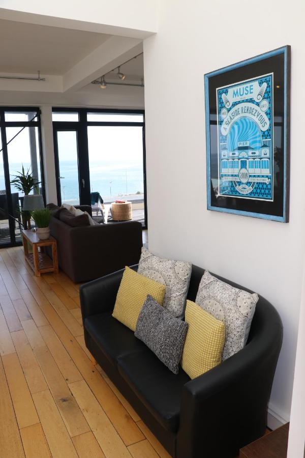 Apartment Riviera Apartments: Stylish Penthouses With Panoramic Coastal Views Teignmouth