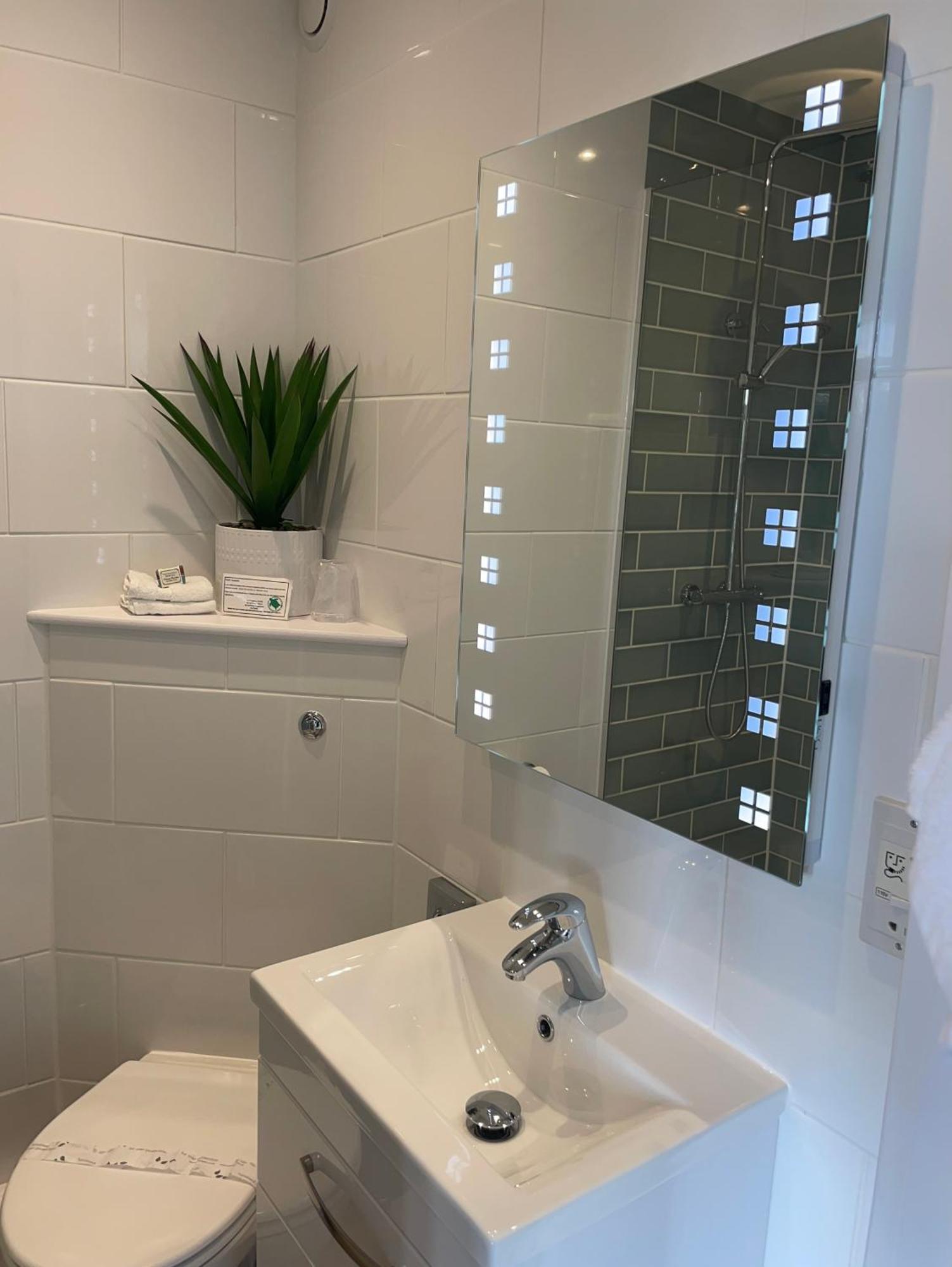 Riviera Apartments: Stylish Penthouses With Panoramic Coastal Views Apartment *