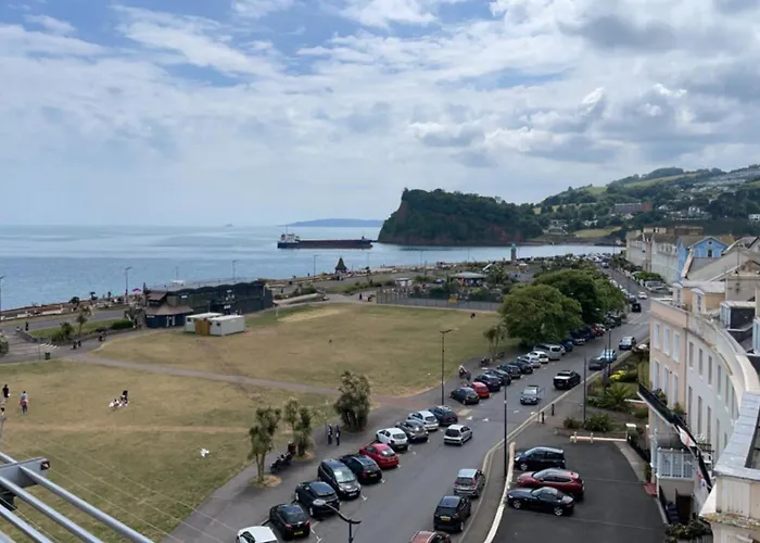 Riviera Apartments - Five Stylish Penthouse Apartments With Unrivalled Sea Views Of Teignmouth, Shaldon, The Jurassic Coastline & The Teign Estuary