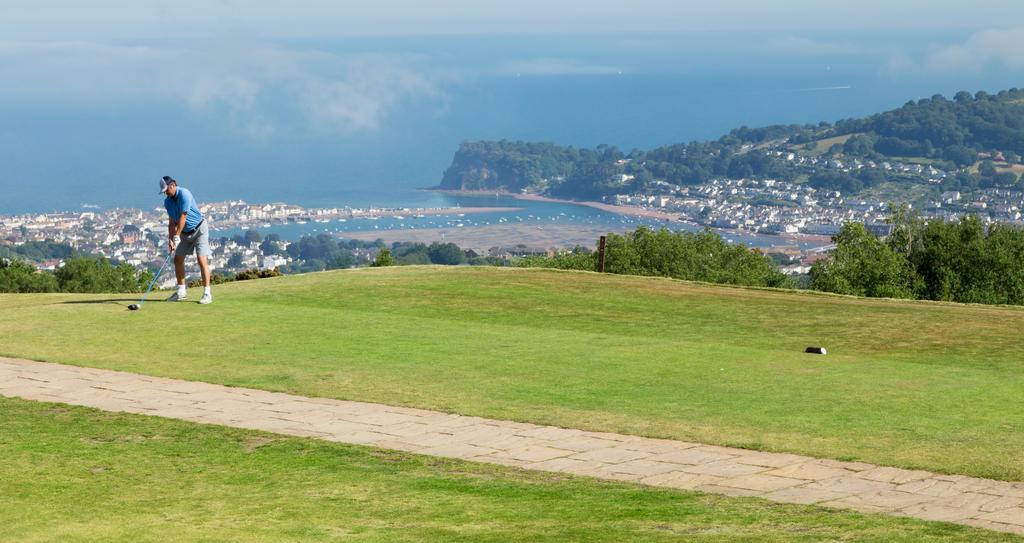 Riviera Apartments: Stylish Penthouses With Panoramic Coastal Views * Teignmouth